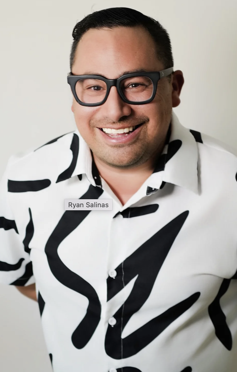 Portrait of Ryan Salinas, photographer and photo booth business consultant